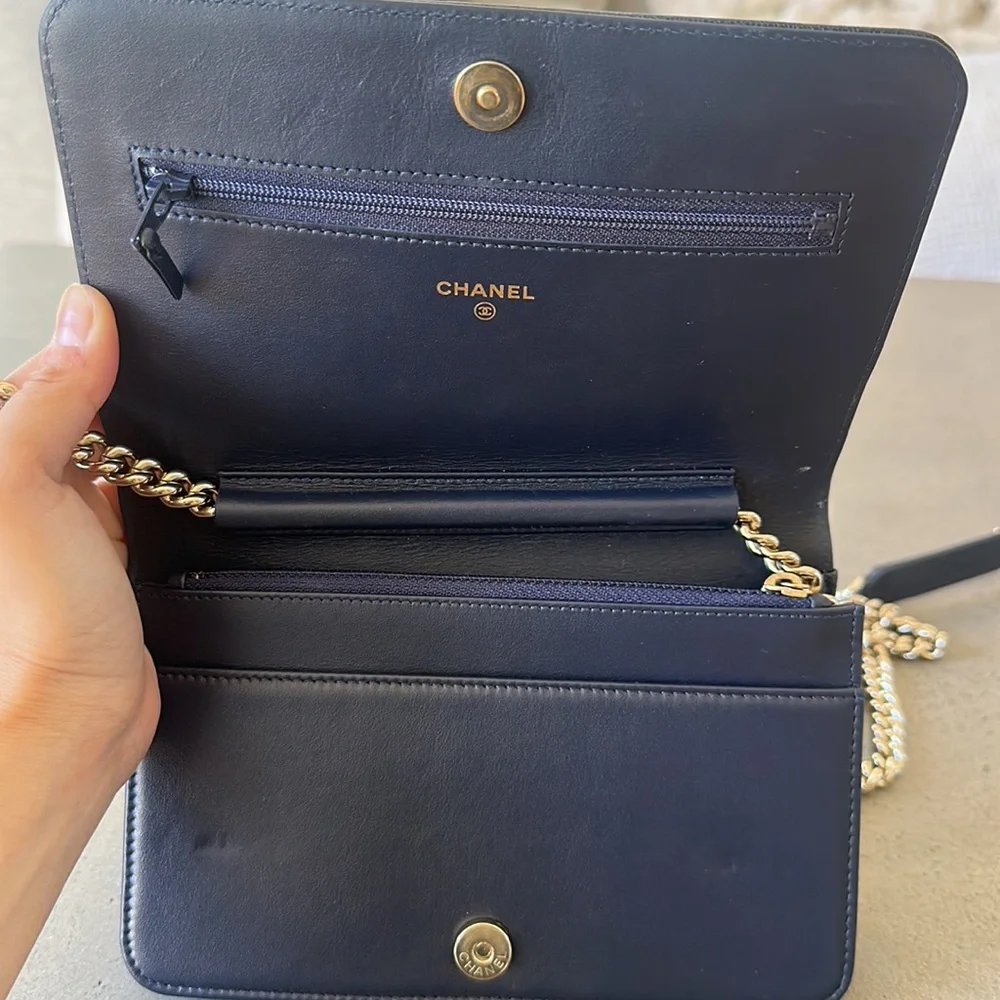 CHANEL 100% authentic